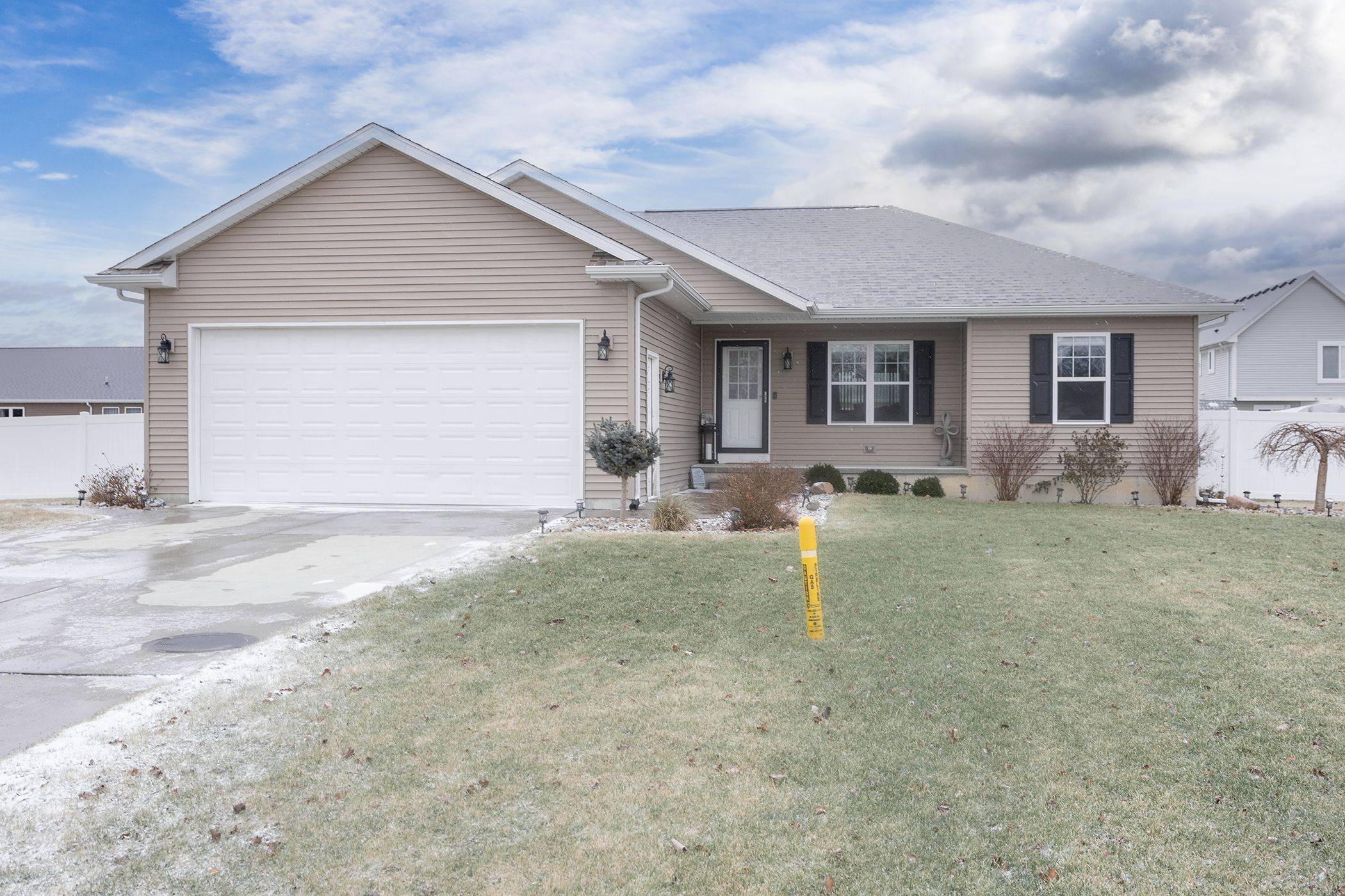 350 ISABELLE Avenue, Kimball, MI 48074 4545