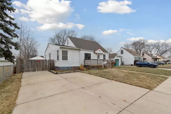 Garden City, MI 48135 1987,31220 Block Street