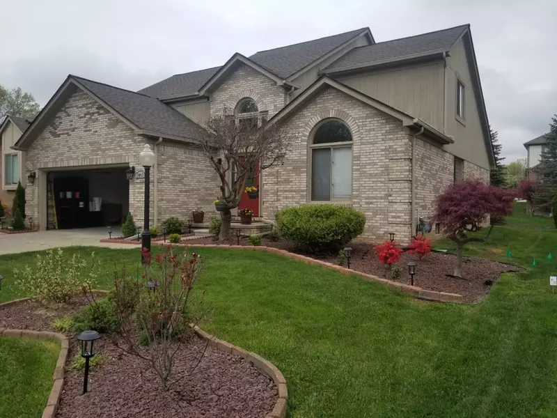 1093 River Mist Drive, Rochester, MI 48307 2265