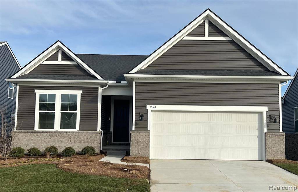 4166 Bay Terrace, Milford, MI 48381
