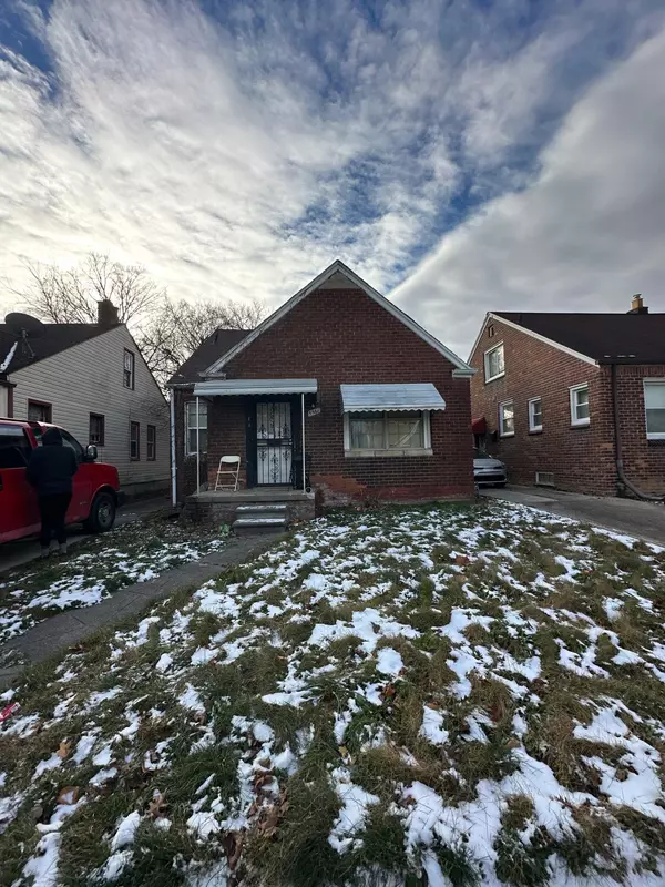 5561 LAKEPOINTE Street, Detroit, MI 48224 3010