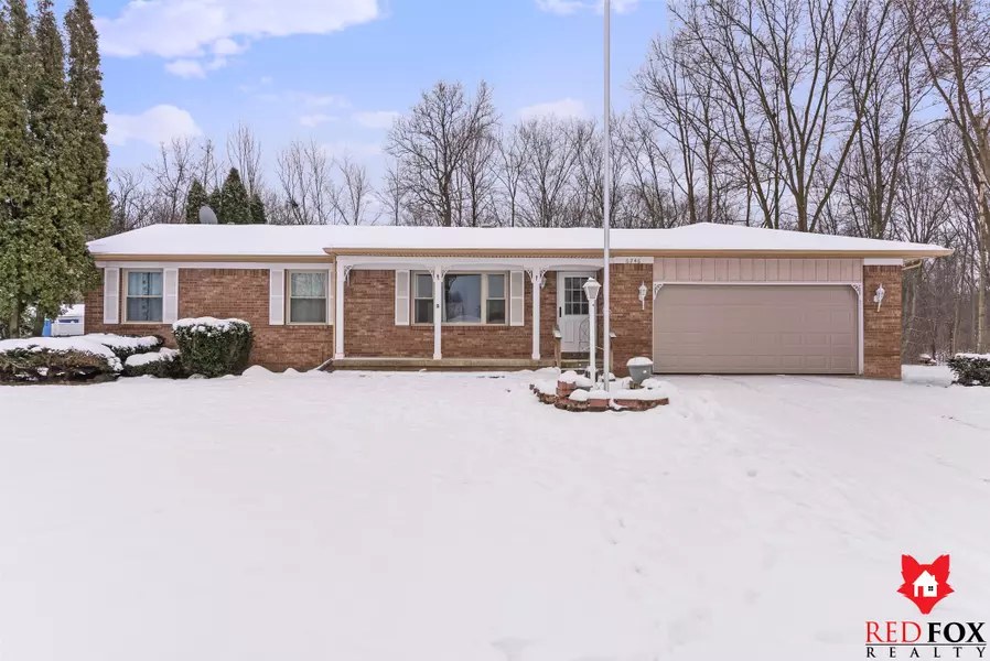 6246 KING ARTHUR Court, Swartz Creek, MI 48473 8818