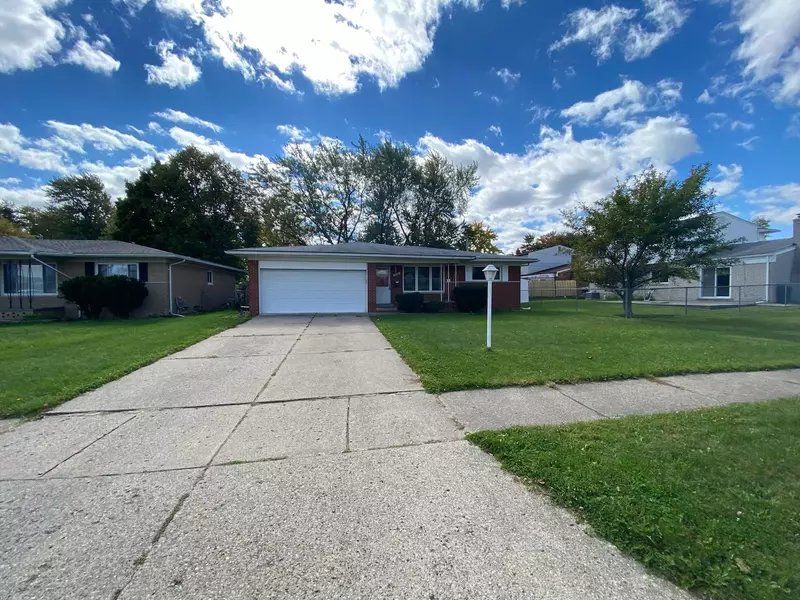 3722 RHOTEN Drive, Sterling Heights, MI 48310 5368