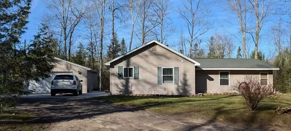 Prudenville, MI 48651 9206,3390 OLD OAK Trail