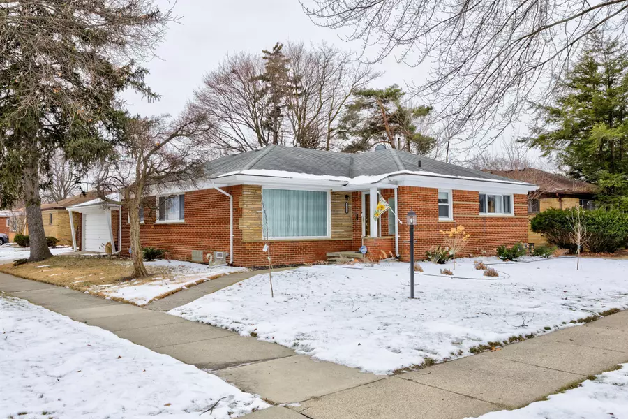 13301 DARTMOUTH Street, Oak Park, MI 48237 1635