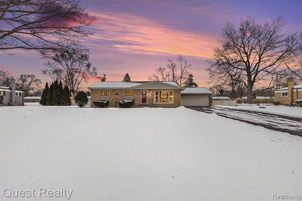 6670 TRANSPARENT Avenue, Clarkston, MI 48346 2168