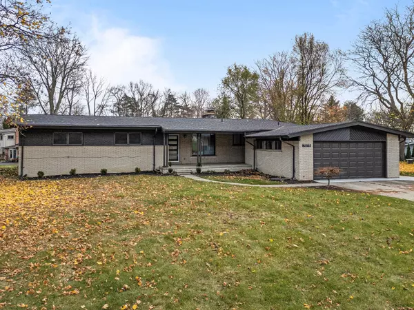 7011 WHITE PINE Drive, Bloomfield Hills, MI 48301 3716