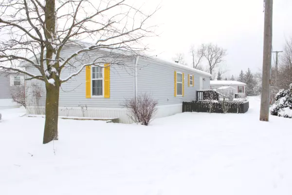 392 Hunters Rill, Oxford, MI 48371