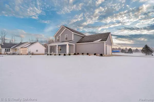 North Branch, MI 48461 8146,2505 JACALYN Lane