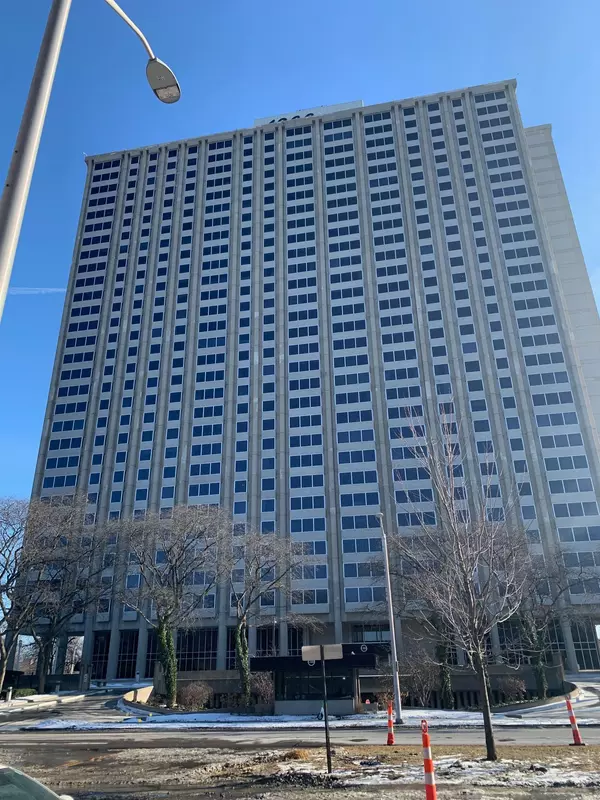 Detroit, MI 48207 2905,1300 E LAFAYETTE Street