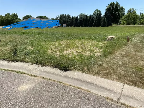 Flint, MI 48532,5411 RIVER MEADOW Boulevard