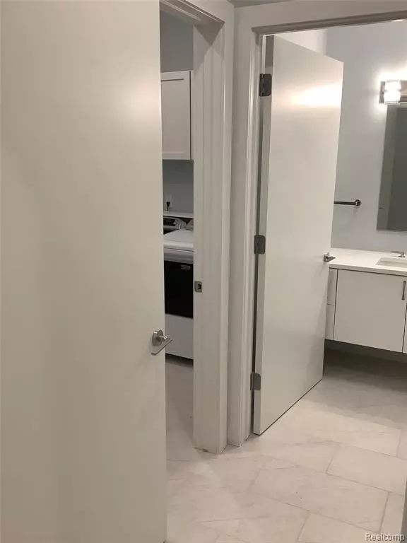 Birmingham, MI 48009,856 N. Old Woodward Unit 300 Avenue