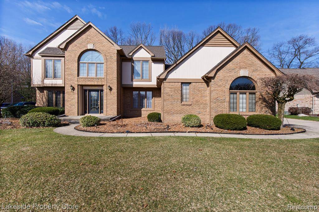 Shelby Twp, MI 48315 1524,54599 NOTTINGHAM Lane