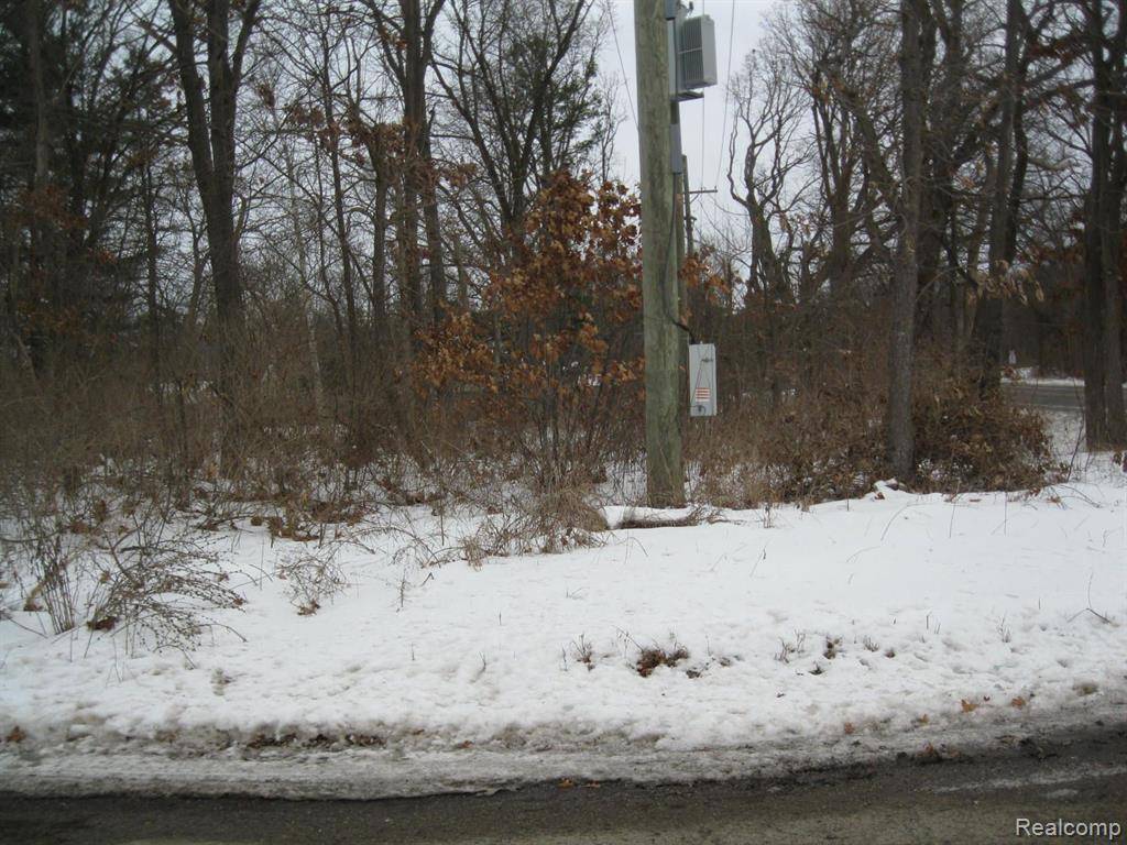 White Lake, MI 48383,0000 Oakguard Corner