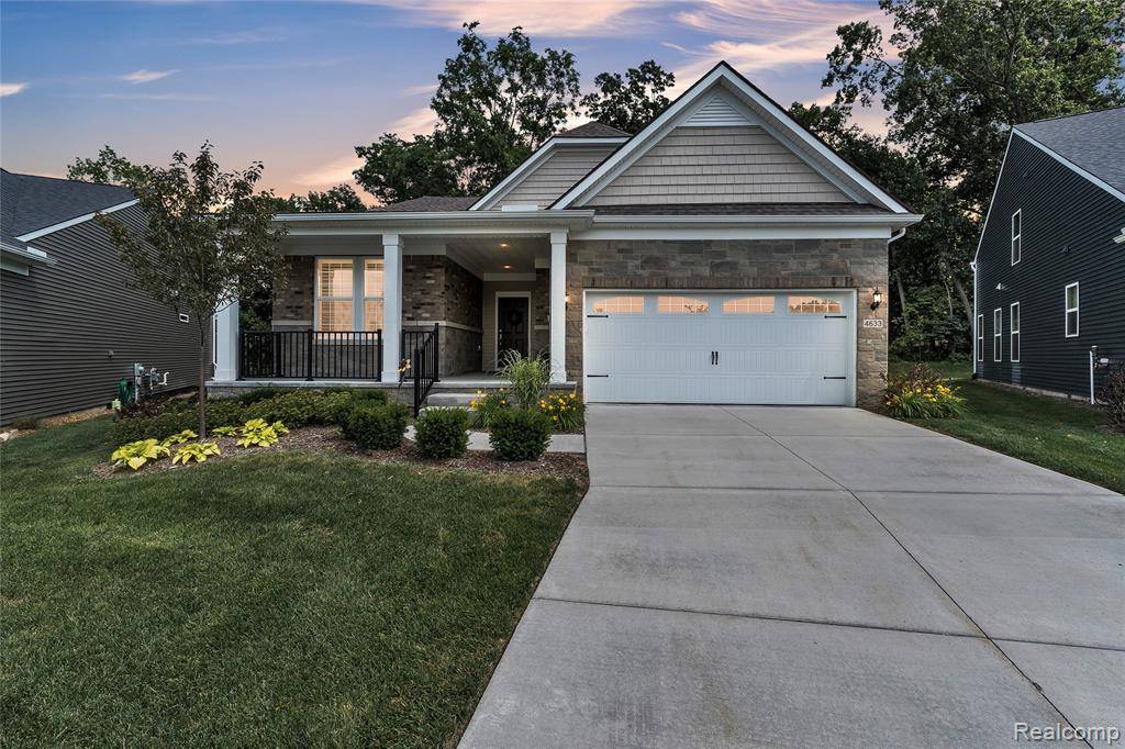 4633 CRESTWAY Drive, Brighton, MI 48116 6146