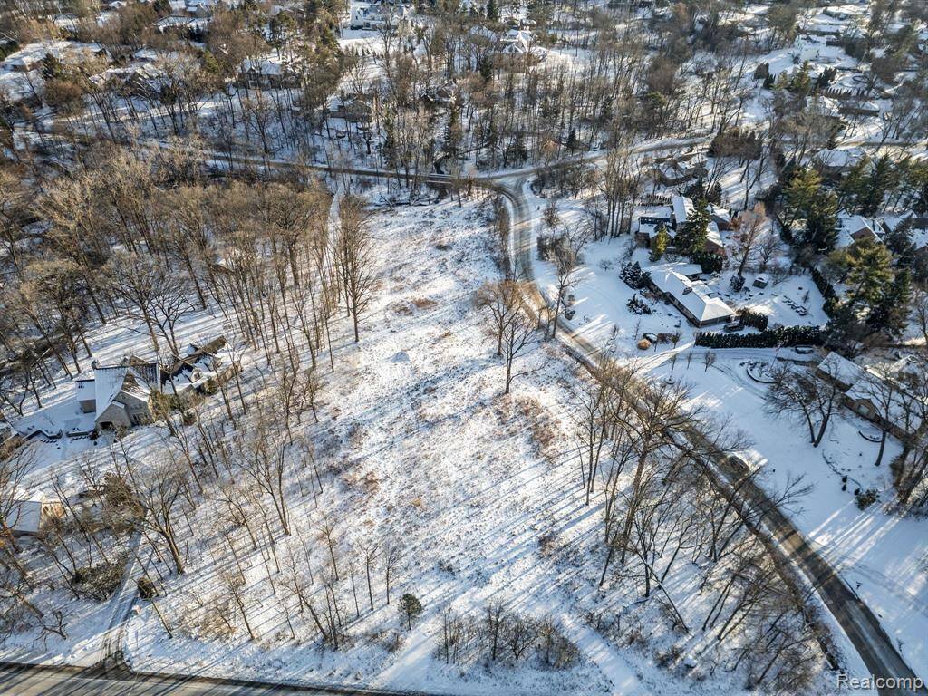 Bloomfield Hills, MI 48304,0000 Brookdale Road