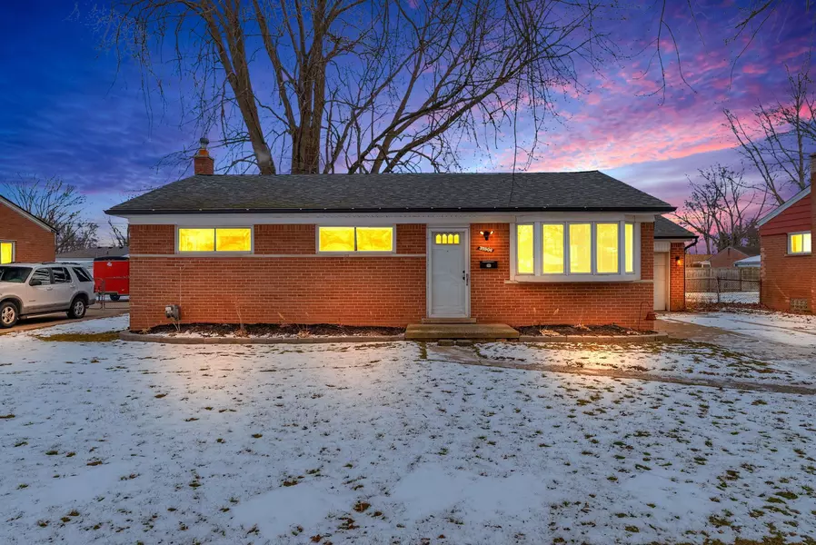 35906 SHERBORNE Drive, Clinton Township, MI 48035 2761