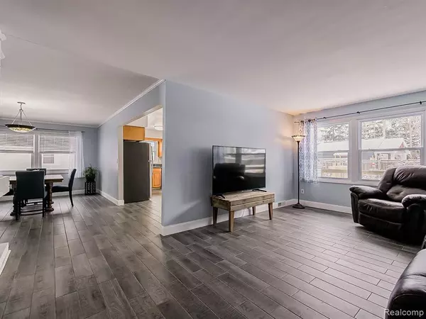 Troy, MI 48085 3523,4610 BUTLER Drive