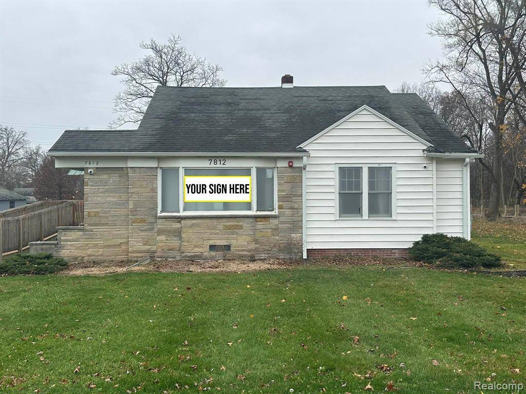 7812 PORTAGE Road, Portage, MI 49002 4472