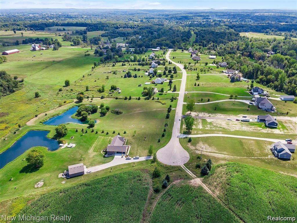 Grand Blanc, MI 48439,7059 MILLER Lane