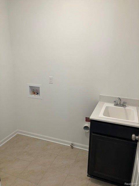 South Lyon, MI 48178 8636,26757 FERGUSON Court