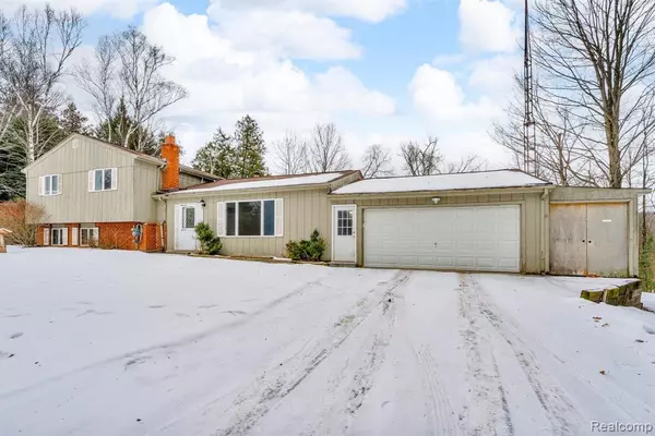 Attica, MI 48412 9601,5706 Belle River Road