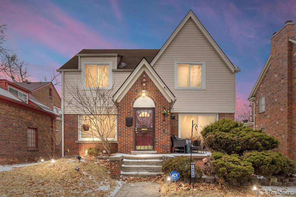 Detroit, MI 48223 2266,15315 ARTESIAN Street
