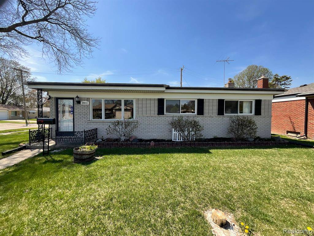 29811 BOEWE Drive, Warren, MI 48092 2222