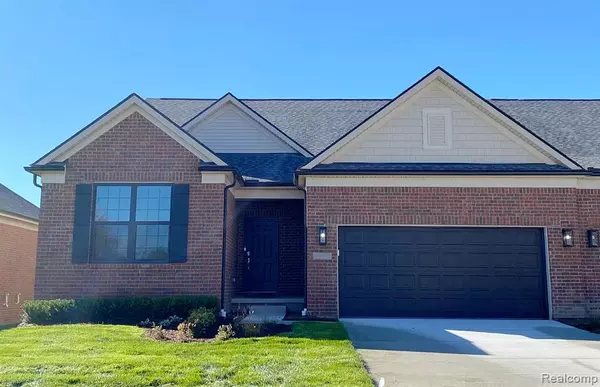 55726 OAK POINTE Drive, Utica, MI 48315 6707