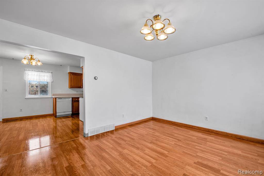 Auburn Hills, MI 48326,2522 Patrick Henry Street