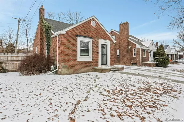 Grosse Pointe, MI 48236 2045,18960 ROCKCASTLE Street