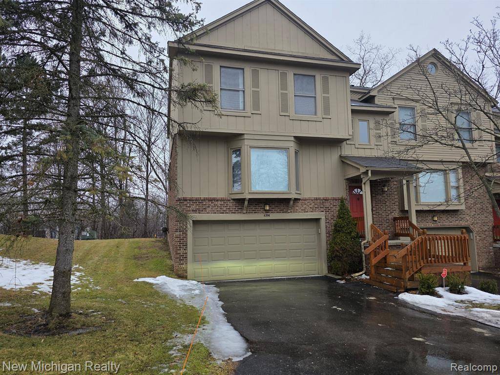 West Bloomfield, MI 48322 4435,6396 ASPEN RIDGE Boulevard
