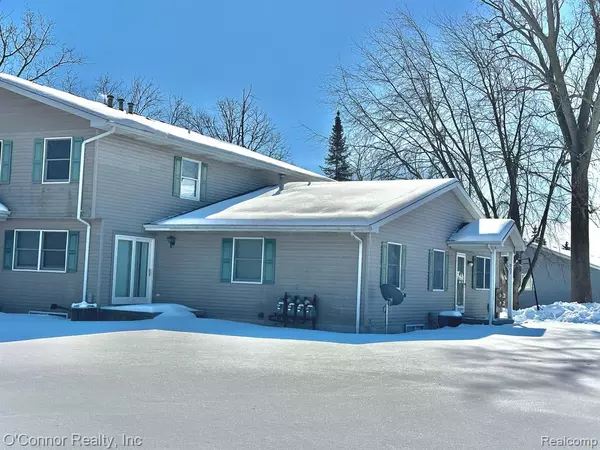 207 16TH Street,  Marysville,  MI 48040 1783