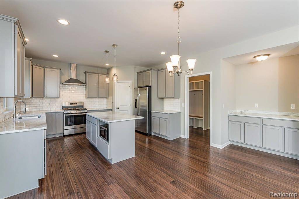 Grand Blanc, MI 48439,1148 Brendan Bay Drive