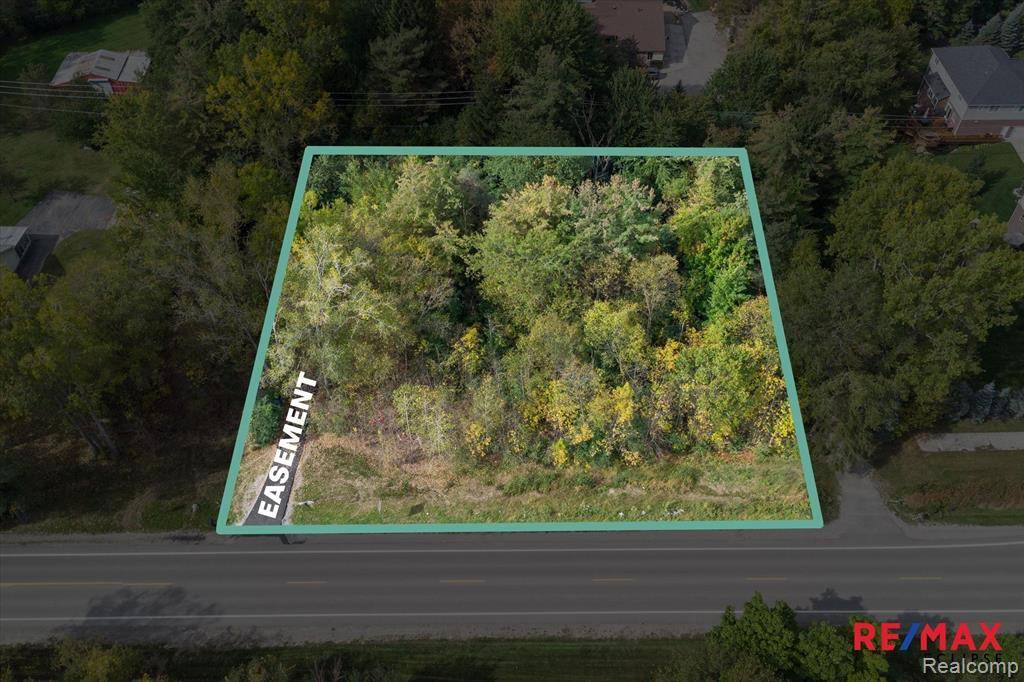 6661 Clintonville Road, Clarkston, MI 48348