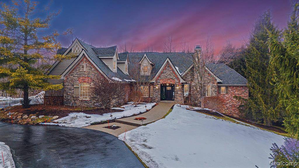 9874 Kings Valley, Clarkston, MI 48348 4192