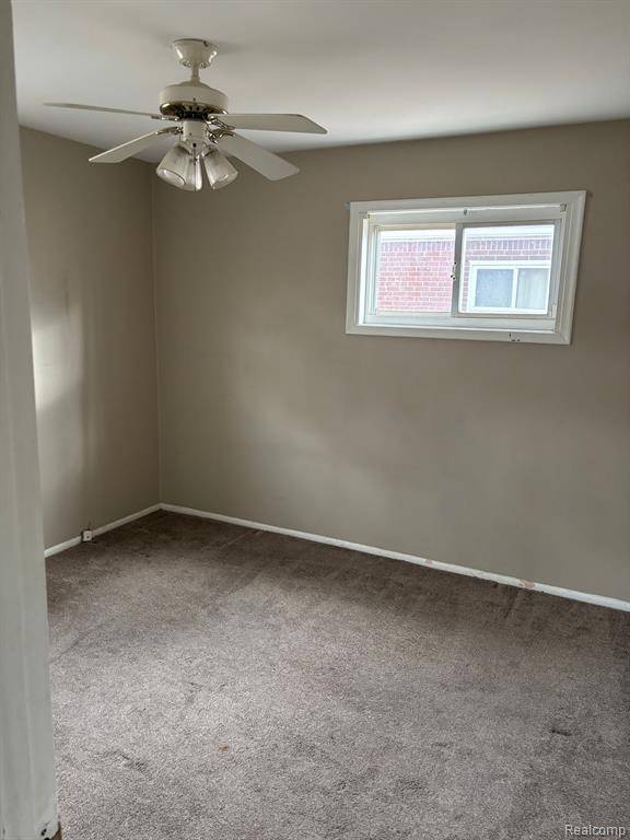 Dearborn Heights, MI 48125 2536,4705 ROOSEVELT Boulevard