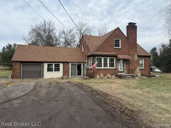6336 FLUSHING Road, Flushing, MI 48433 2549