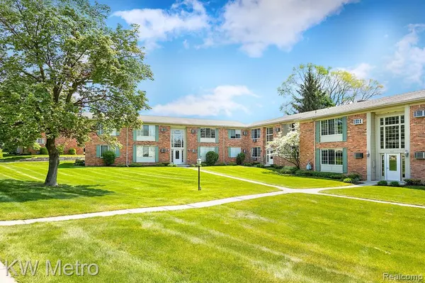 Rochester, MI 48307 1665,436 ROMEO Road