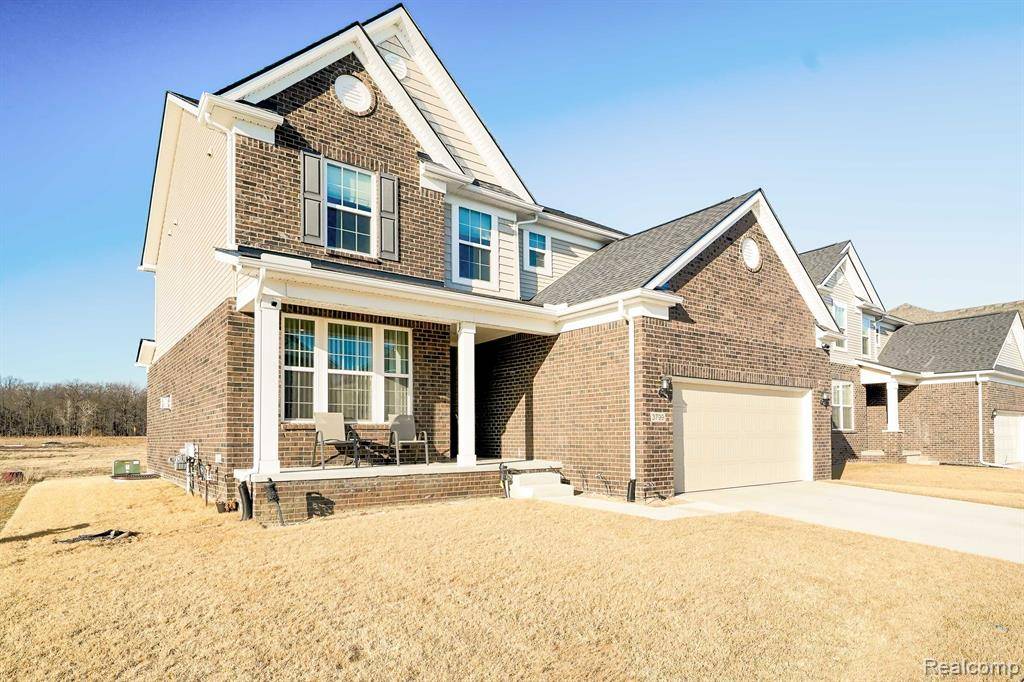 Sterling Heights, MI 48314 2628,3799 SIENNA Drive