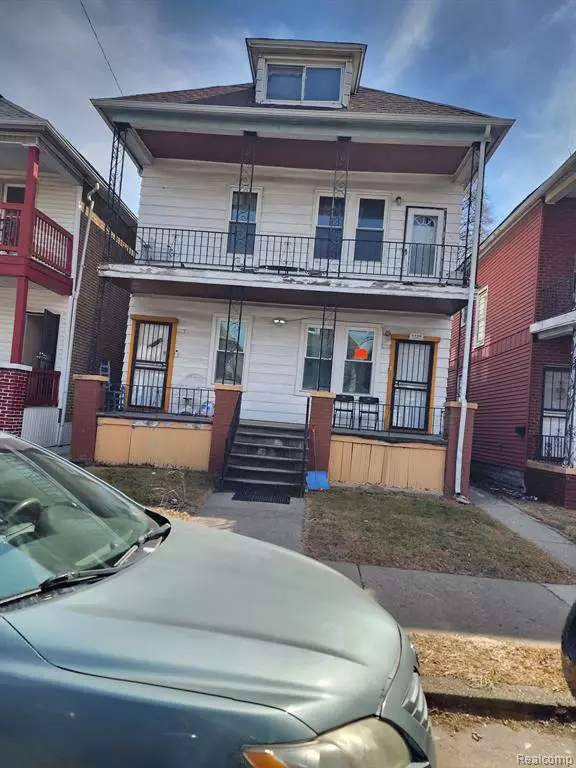 Hamtramck, MI 48212 3346,3198 TROWBRIDGE Street
