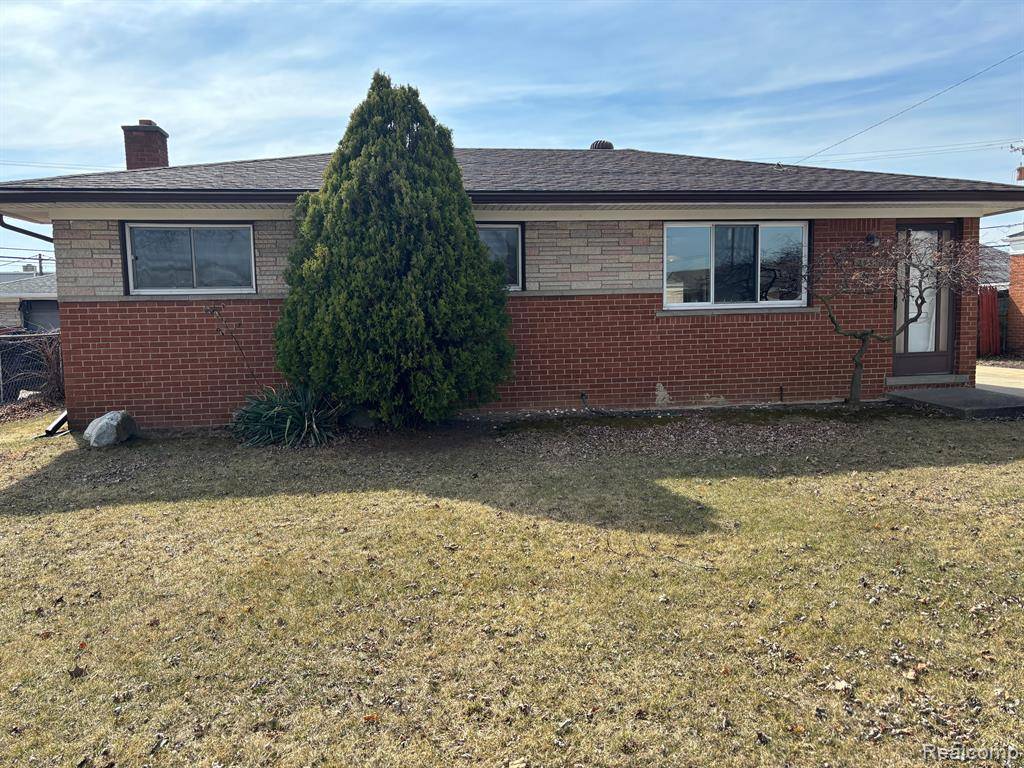 25326 WEXFORD Avenue, Warren, MI 48091 1345