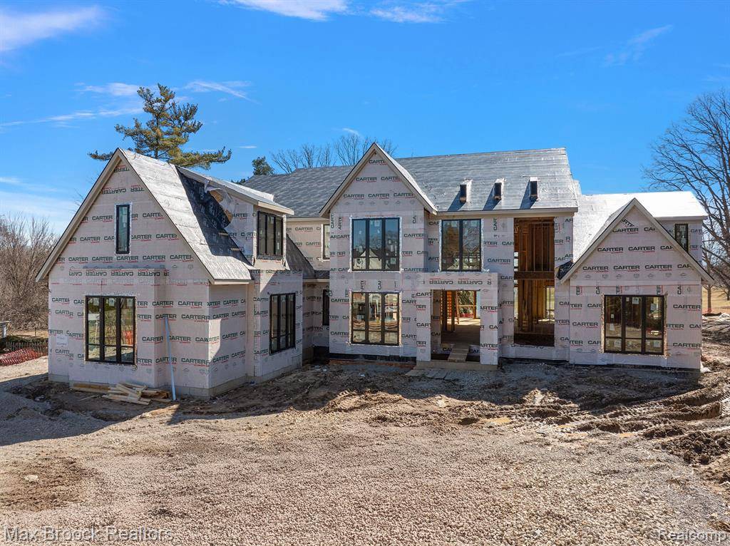 Bloomfield Hills, MI 48301 3224,6560 Red Maple Lane