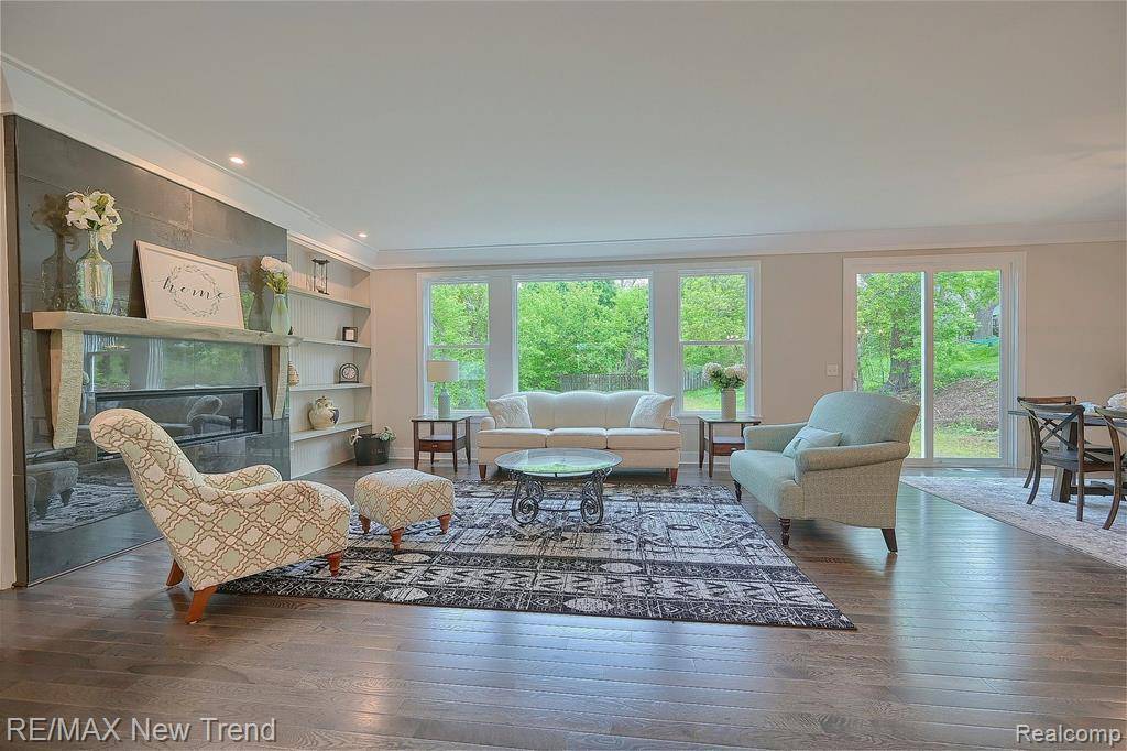 Milford, MI 48381,120 W Summit Street