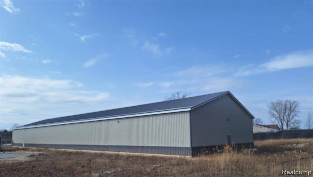 2429 2 MILE Road, Bay City, MI 48706 1173
