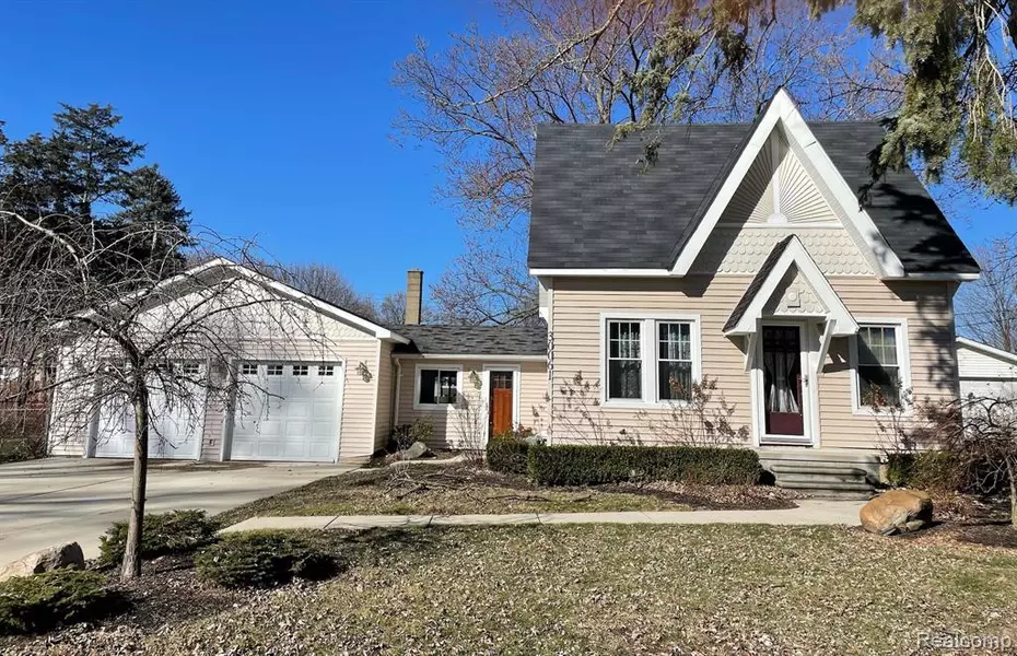 30061 Cherry Lane, New Hudson, MI 48165 9749