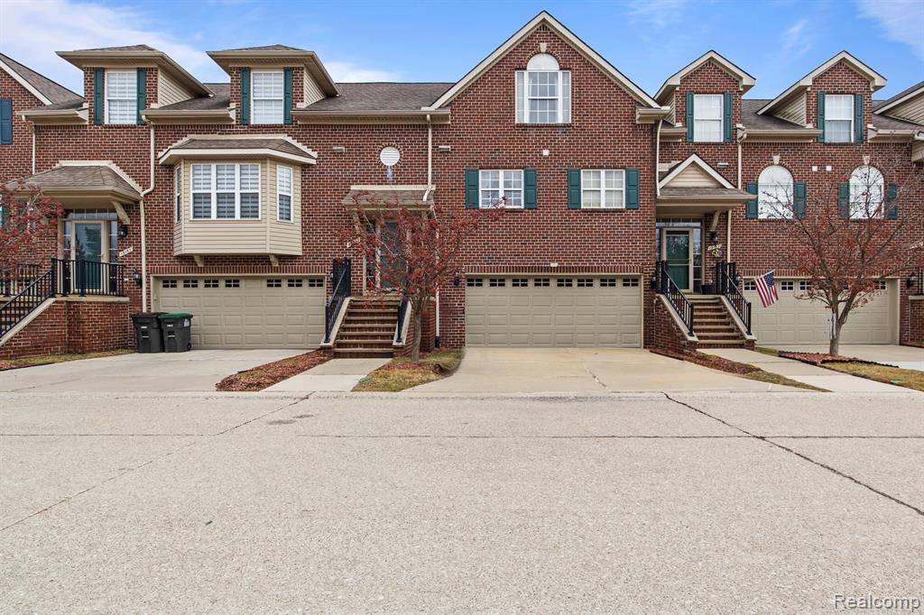 Taylor, MI 48180 6522,13161 GOLF POINTE Drive