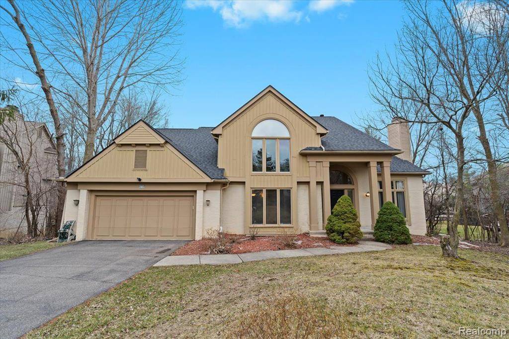 4759 MIRROR LAKE Drive, West Bloomfield, MI 48323 1532