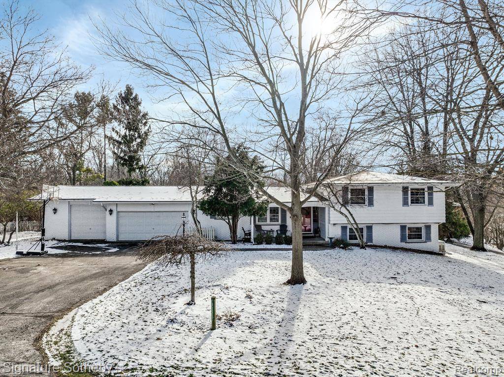 4250 CRESTLINE Drive, Ann Arbor, MI 48103 9403