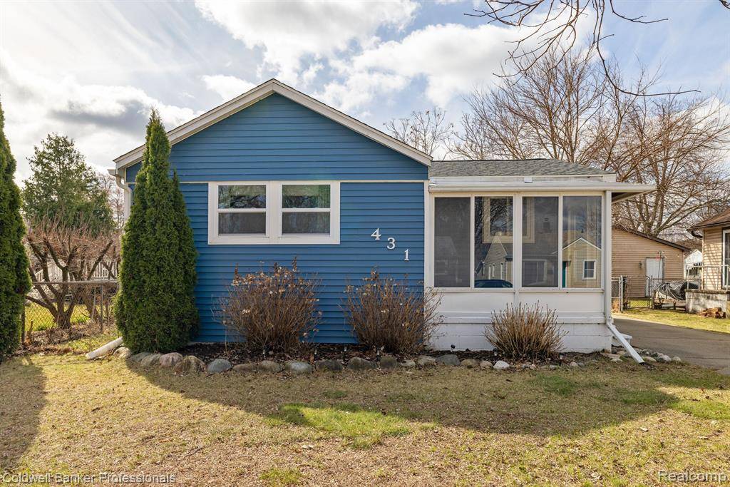 431 NAKOTA Street, Clawson, MI 48017 2052